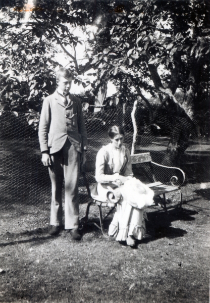 Adrian and Virginia Stephen, 1900 (b/w photo)  from English Photographer