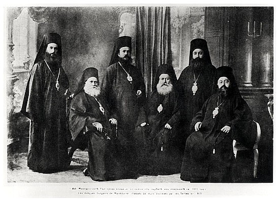 Bulgarian Bishops of Macedonia chased away from their diocese Serbs from French Photographer