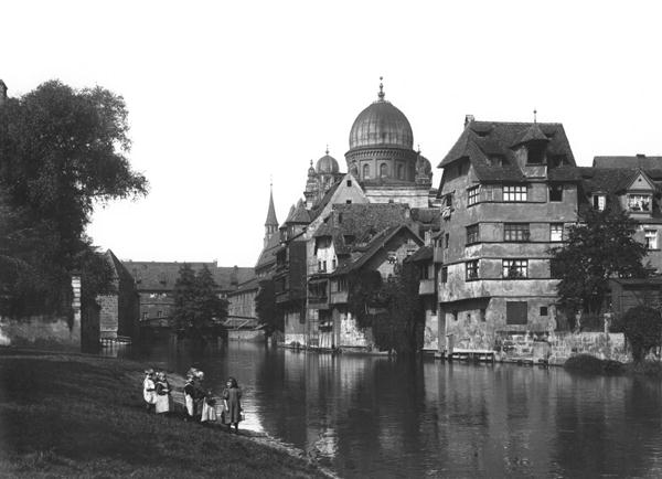 The synagogue at Nuremberg, c.1910 (b/w photo)  from Jousset