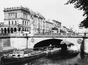 The Belle-Alliance Bridge, Berlin, c.1910 (b/w photo) 