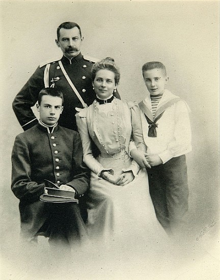 Family portrait of Princess Zenaida Yusupova, Count Felix Sumarokov-Elston and sons Nikolai and Feli from Russian Photographer