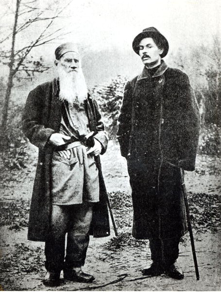 Maxim Gorky (Aleksei Maksimovich Peshkov) visiting Lev Tolstoy at Yasnaya Polyana in 1900 (b/w photo from Russian Photographer