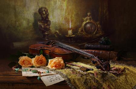 Stillleben mit Geige und Rosen