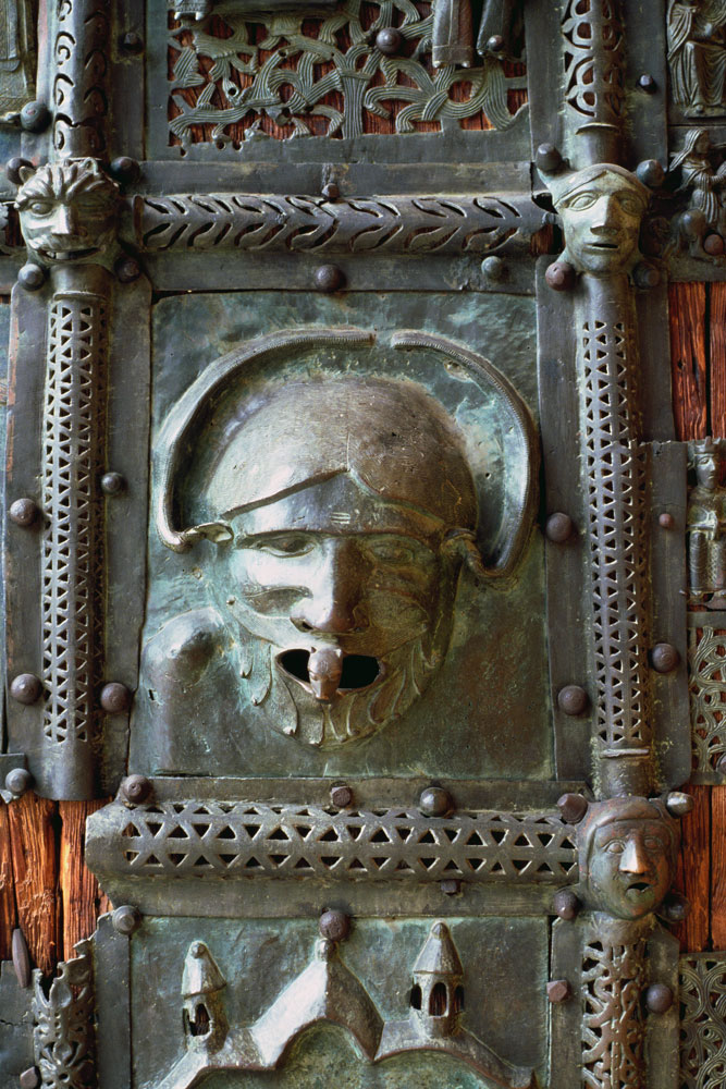 Gargoyle panel from the left door of the portal from Anonym Romanisch