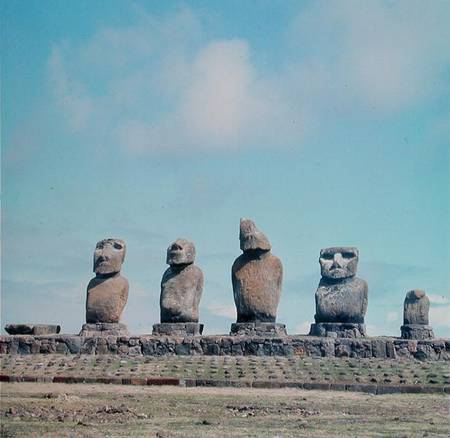 Monumental figures or moai on a ceremonial platform or ahusPolynesian from Anonymous