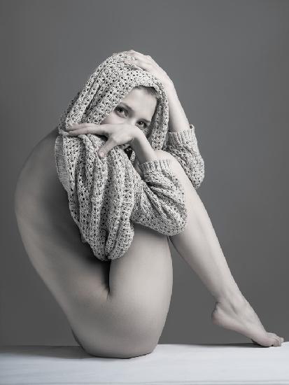 Ein Mädchen mit Schal