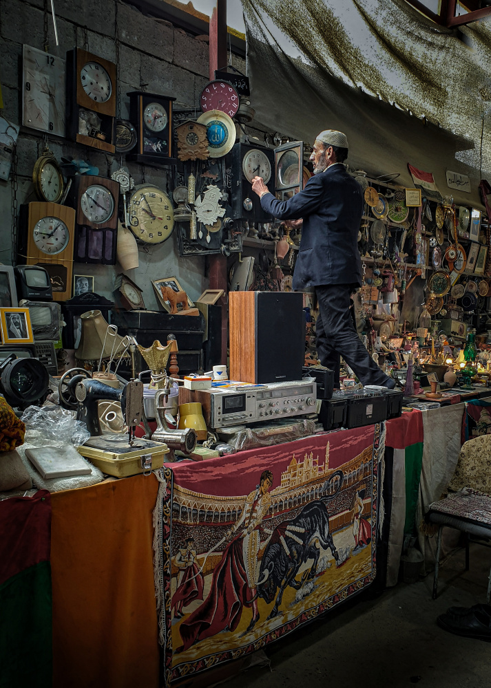 Verkäufer von Antiquitäten und gebrauchten Materialien from Bashar Alsofey