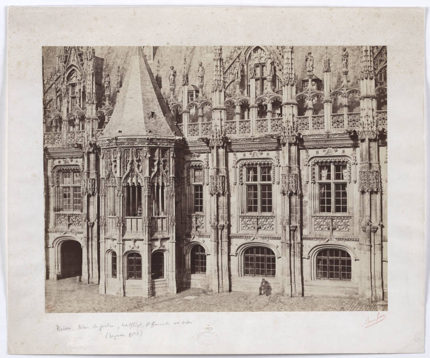 Rouen, Palais de Justice: Hoffassade des Westflügels from Bisson Frères