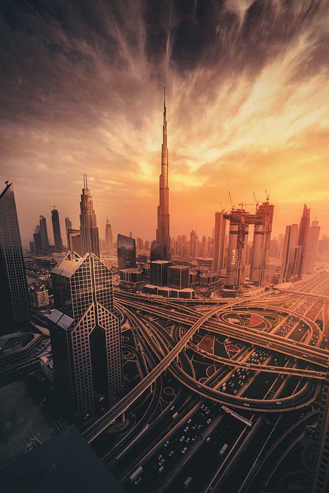 Dubais feuriger Sonnenuntergang from David George