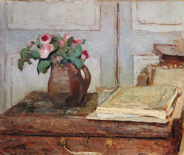 Stillleben mit dem Malkoffer des Künstlers und einer Vase mit Moosrosen from Edouard Vuillard
