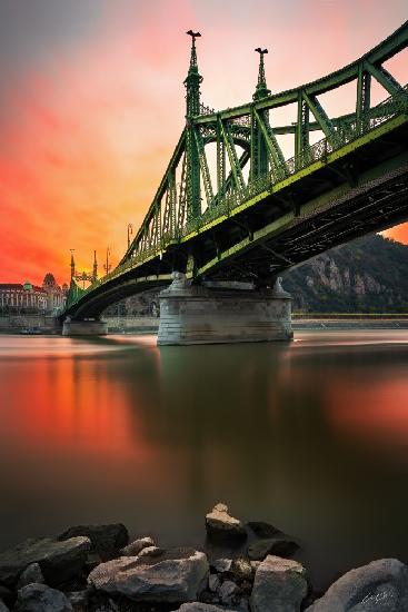 Brücke zum Sonnenuntergang