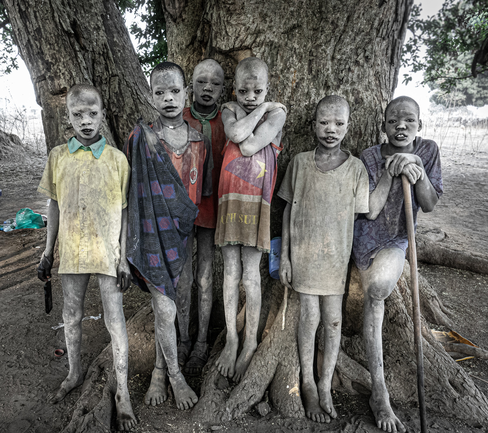 Mundari-Kinder,die nomadischen Hirten des Weißen Nils from Elena Molina