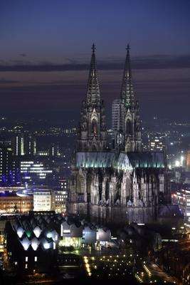 Kölner Dom am Abend