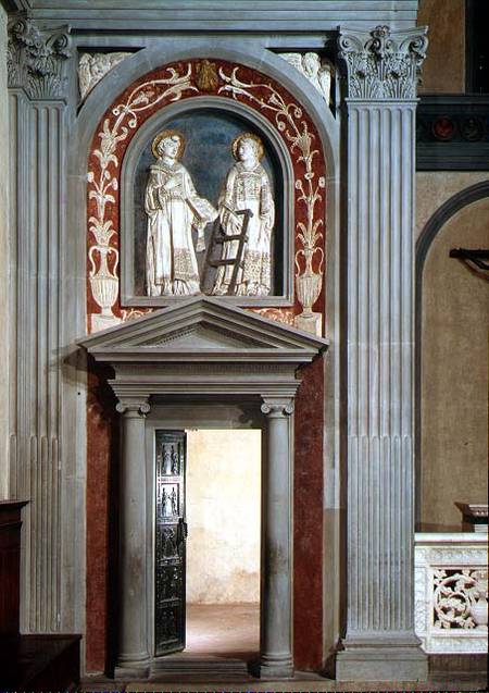 View of the interior showing one set of bronze doors decorated with figures of the Apostles and Mart from Filippo  Brunelleschi
