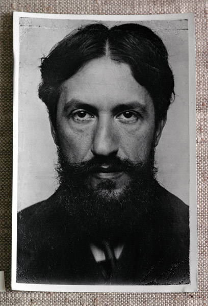 Piet Mondrian (1872-1944), c.1910 (b/w photo) from French Photographer, (20th century)
