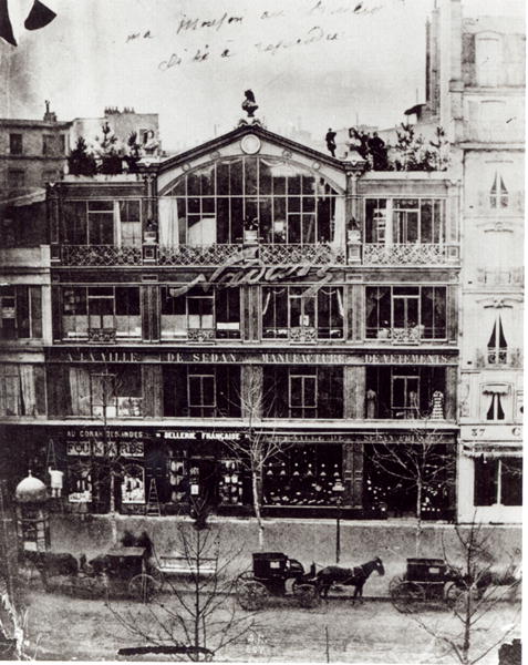 Studio of Nadar at 35 Boulevard des Capucines, Paris, c.1855 (b/w photo)  from Gaspard Felix Tournachon Nadar