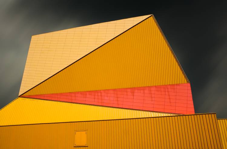 The yellow roof from Gilbert Claes