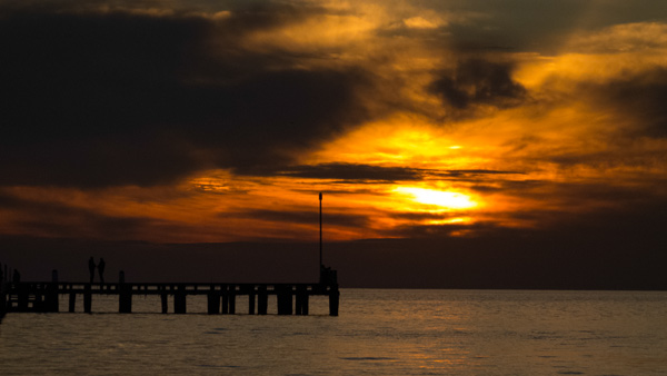 Sunset by the pier 3 from Giulio Catena