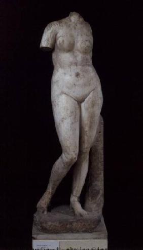 Aphrodite standing nude, Alexandrian