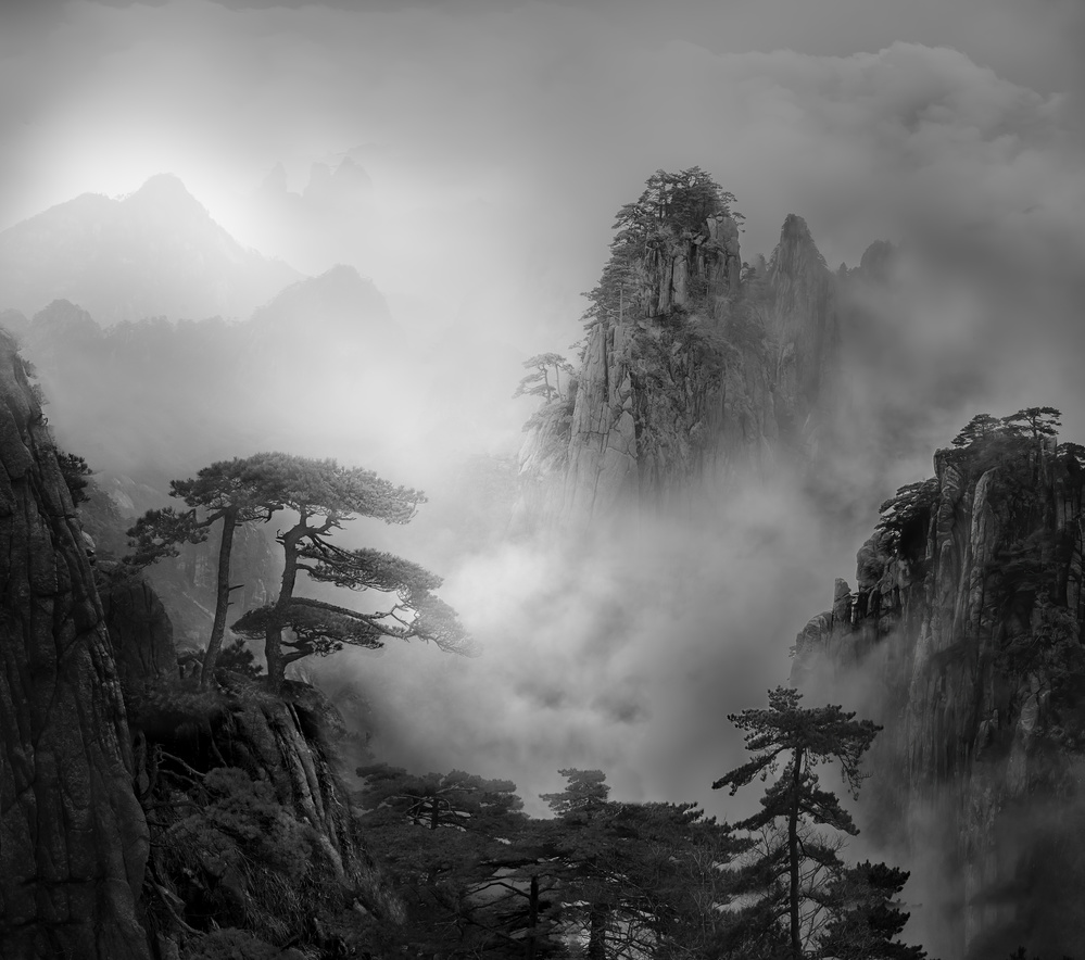 Huang Shan im Nebel from GuoJi