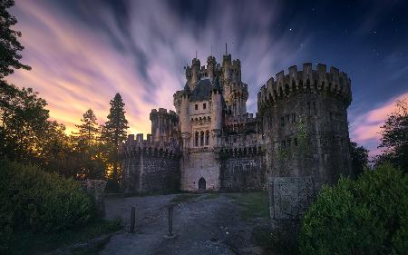 Mondschein über dem Schloss