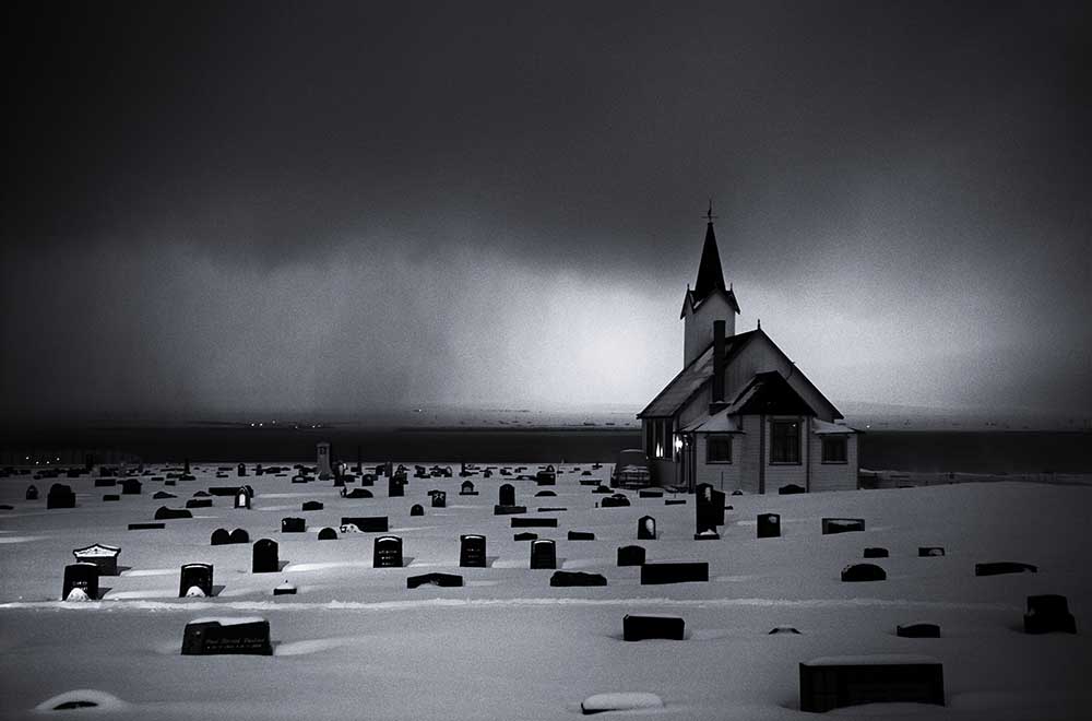Weiße Kapelle vor dem Sturm from Julien Oncete