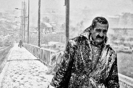 Schnee und Leben in Istanbul