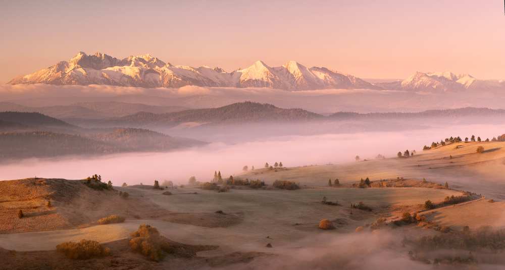 Fog Tatra from Krzysztof Mierzejewski