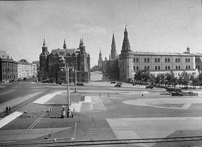 The camouflage of Manezhnaya Square in Moscow 1941 from Ma Bourke-white