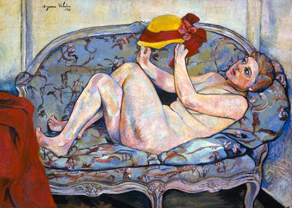 Liegender weiblicher Akt auf einer Chaiselongue mit Hut in der Hand. from Marie Clementine (Suzanne) Valadon
