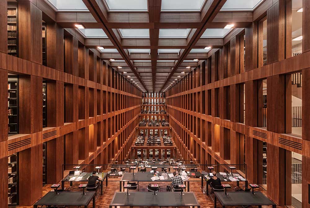 Bibliothek in Berlin. from Massimo Cuomo
