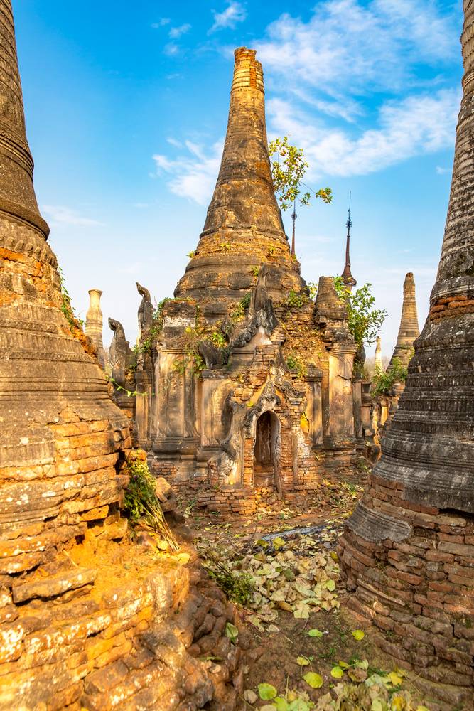 Tempel in Myanmar (Burma) from Miro May