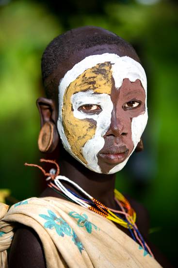 Fotografie, Portrait Afrikanische Frau aus dem Suri Stamm in Omo Valley, Äthiopien.