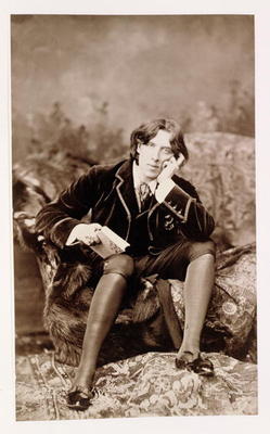 Portrait of Oscar Wilde (1854-1900), 1882 (b/w photo) from Napoleon Sarony