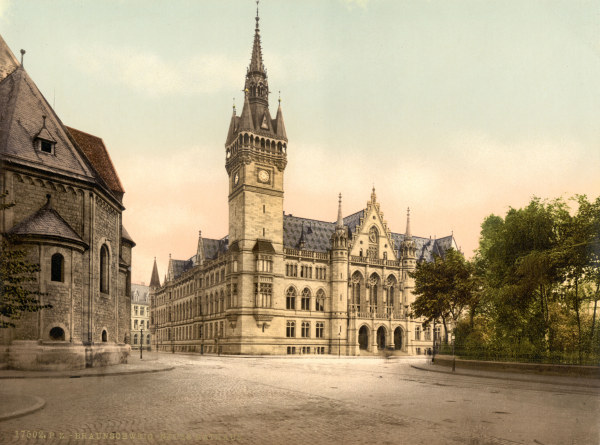 Braunschweig, Neues Rathaus from 