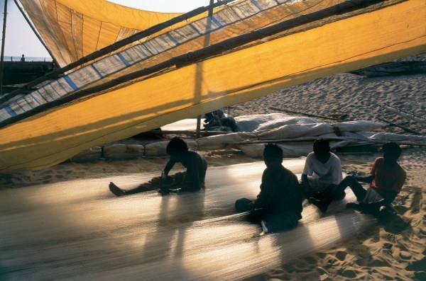 Fishermen mending nets, Gopalpur (photo)  from 