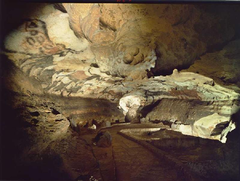 Höhle von Lascaux,  Saal der Stiere from 