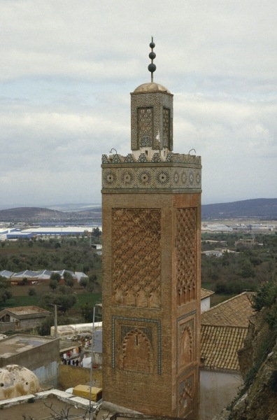 Mosque Sidi Halaoui, view of the Minaret (photo)  from 