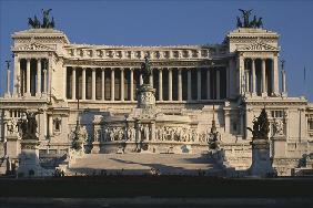 Monument of Victor Emmanuel II, designed by Giuseppe Sacconi (1854-1905) (photo) 