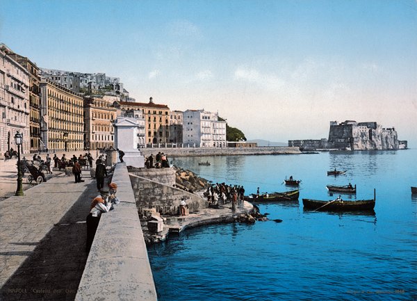 Neapel, Castel dell`Ovo from 