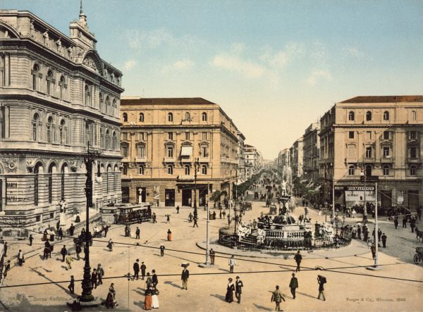 Neapel,Piazza della Borsa from 