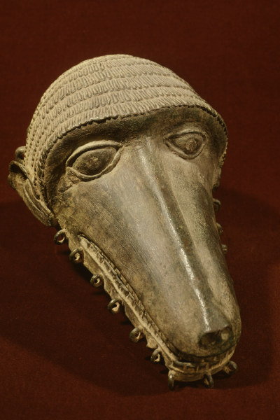Pavian-Maske, Benin, Owo / Bronze from 