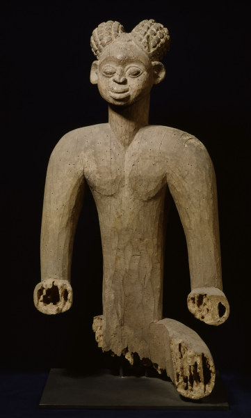 Sitzende Figur, Bekom, Kamerun / Holz from 