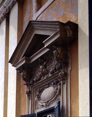 The facade, detail of a first floor window, designed by Ottaviano Mascherino (1536-1606) 1596 (photo from 