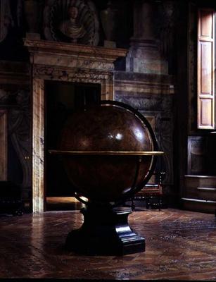 The 'Salone dell'Udienza' (Audience Hall) detail of globe (photo) from 
