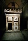 Tomb modelled on the Sanctuary of the Holy Sepulchre in the Rucellai Chapel, by Leon Battista Albert