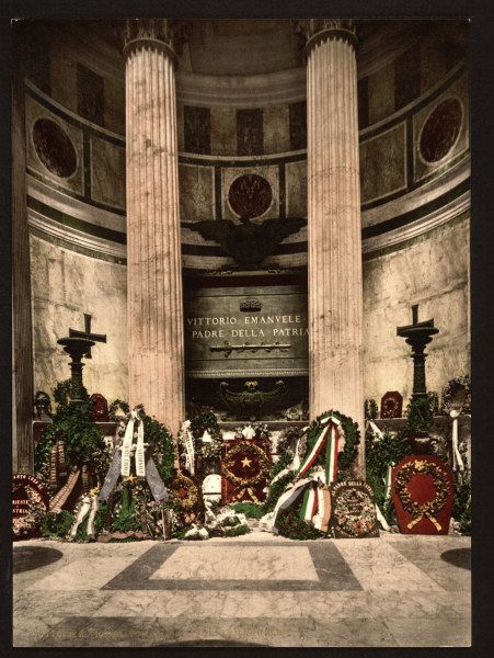 Viktor Emanuel II., Grabmal, Pantheon from 