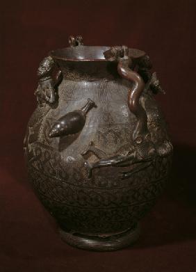 Water container / Benin, Nigeria/Bronze