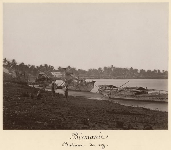 Boats carrying rice on the River Thanlwin, Mupun district, Moulmein, Burma, late 19th century (album from Philip Adolphe Klier
