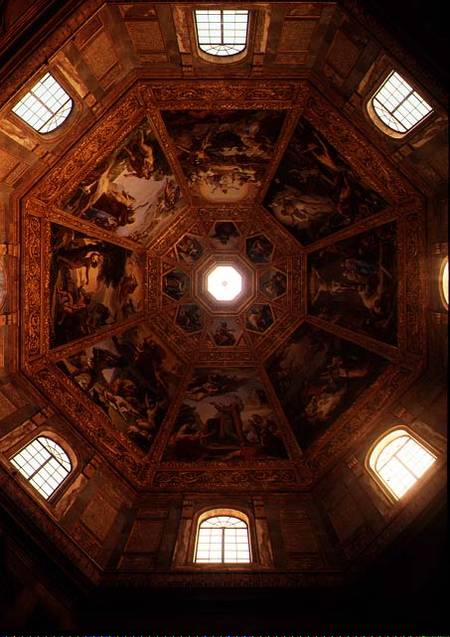 Interior view of the cupola designed by Matteo Nigetti (1560-1649) in 1644 with panels depicting sce from Pietro Benvenuti